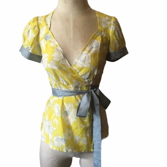 💛ISO💛 Odille, Lambeth wrap top, Anthropologie - Picture 2 of 2